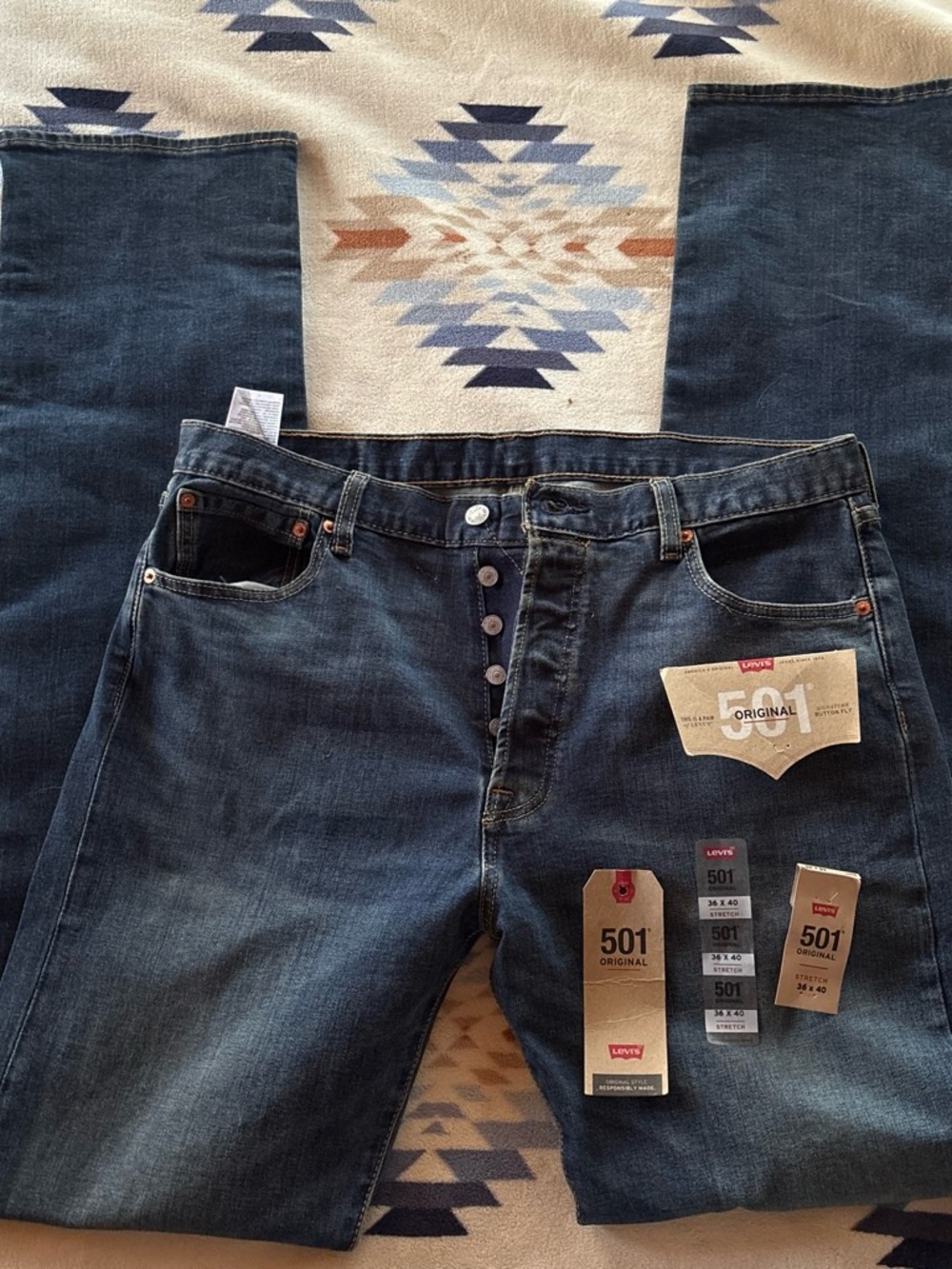 Levi's 501 Original Straight Jeans in Dark Blue Indigo